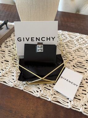 Givenchy 4G Leather Card Case - Black/Silver - New With Tags
